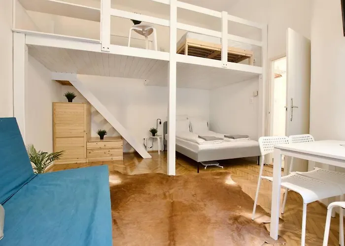 Standard Apartment By Hi5 - St. King Street 6.