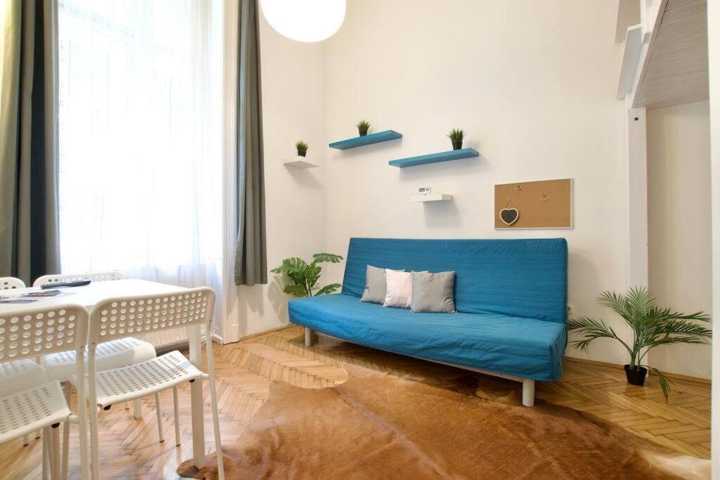 Apartment Standard By Hi5 - St. King Street 6. Budapest